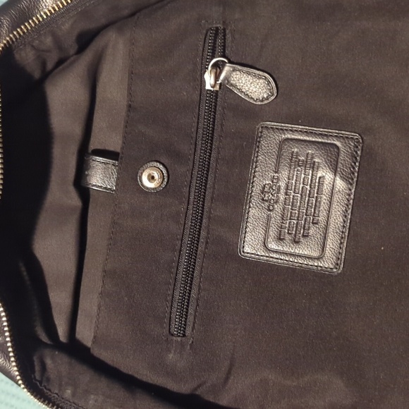 All leather Coach backpack - Picture 7 of 10